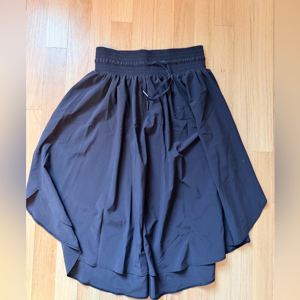 Lululemon black everyday skirt